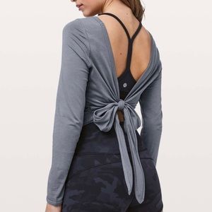 Lululemon it’s a tie long sleeve